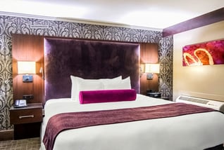 Oasis-Staycation-Sweepstakes-prize